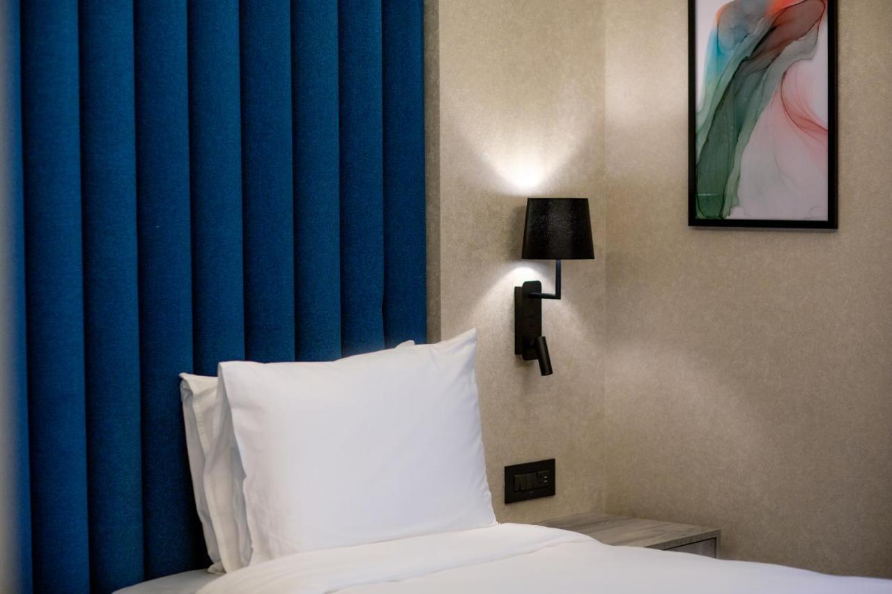 होटल Wyndham Garden 5*
