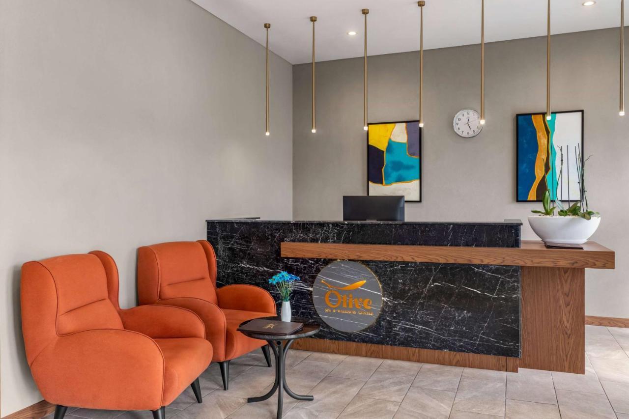 होटल Wyndham Garden Baku