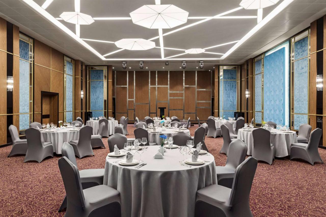 Wyndham Garden فندق 5*